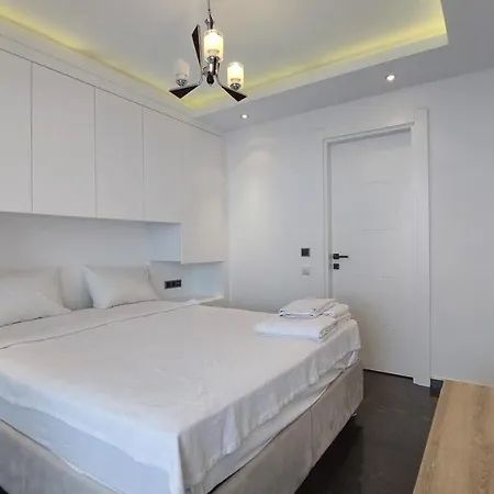Elite Admiral Premium Residences * Konaklı